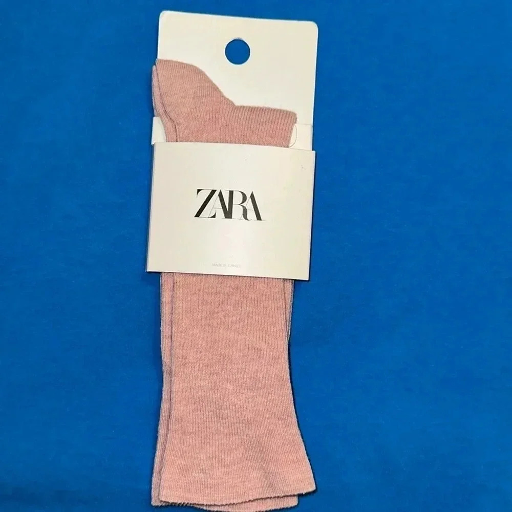 NWT Zara Women’s Blush Crew Socks (1 Pair)